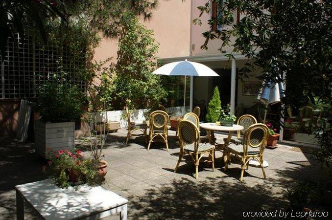 Garden Hotel Toulouse Eksteriør billede
